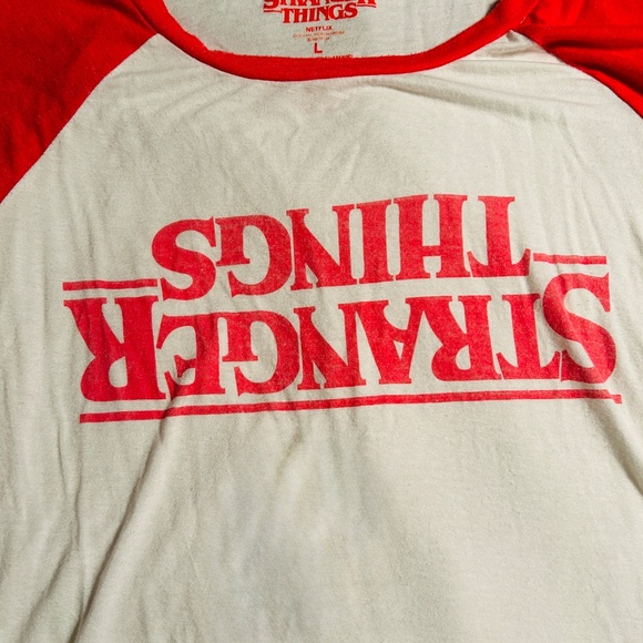 Stranger Things Tee-Shirt - Picture 2 of 5